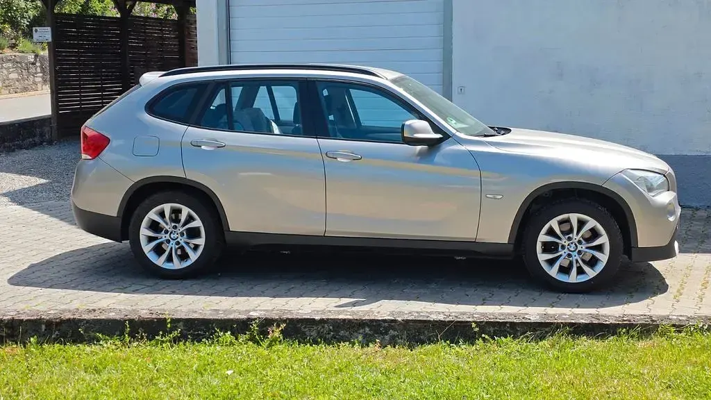 Gebraucht BMW X1 177 PS (130 kW) 2012 Beige SUV
