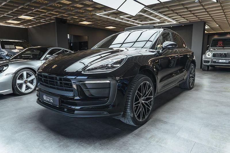 Gebraucht Porsche Macan 265 PS (194 kW) 2022 Schwarz SUV