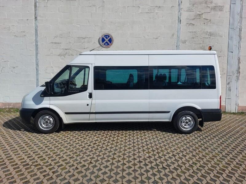 Weiß Gebraucht 2013 Ford Tourneo Van / Kleinbus | 8.700 € (Fairer Preis) - Bild 1/4