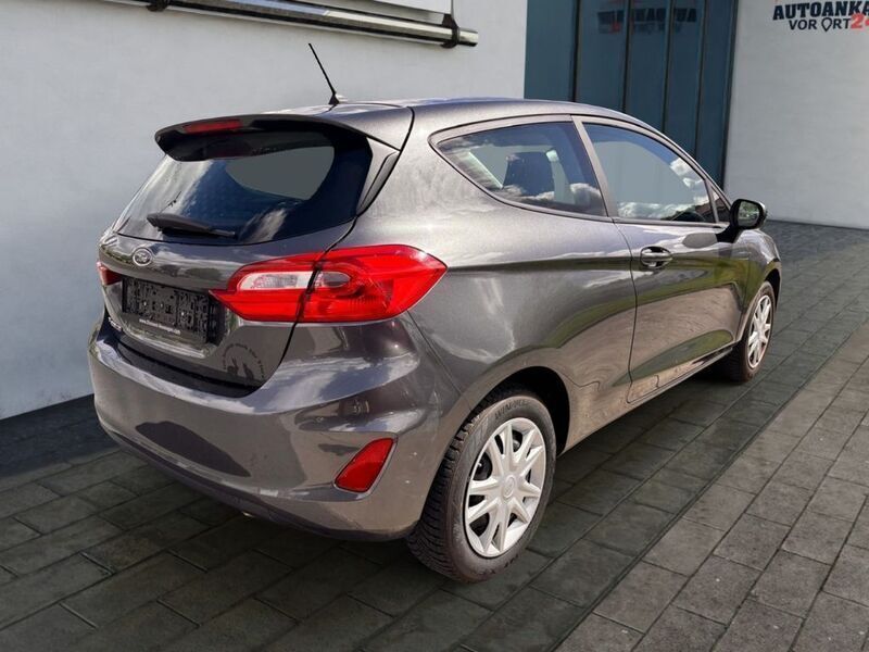Gebraucht Ford Fiesta Trend 71 PS (52 kW) 2019 Grau Kleinwagen