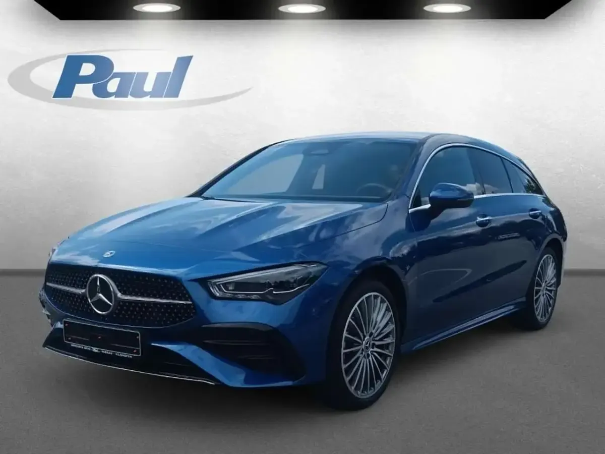 Gebraucht Mercedes CLA250e AMG 163 PS (119 kW) 2024 Metalliclack spektralblau Coupé