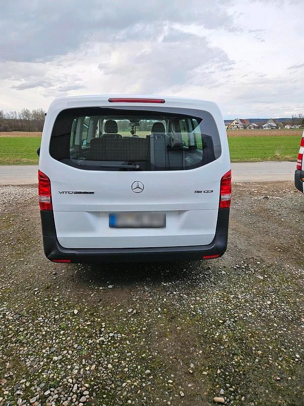 Gebraucht Mercedes Vito 163 PS (119 kW) 2016 Weiß Van