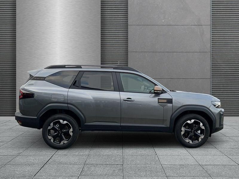 Neu Dacia Bigster Extreme 140 PS (102 kW) 2025 Dolomitgrau SUV