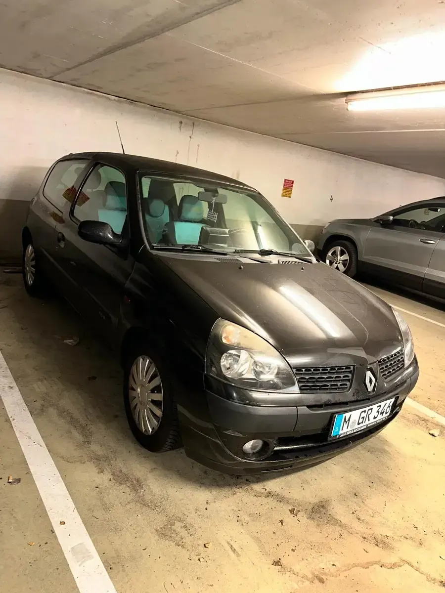 Gebraucht Renault Clio II 75 PS (55 kW) 2002 Schwarz Kleinwagen