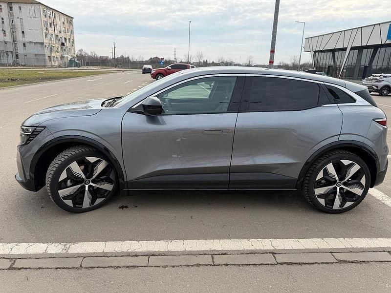 Gebraucht Renault Megane E-Tech Iconic 160 kW (218 PS) 2024 Grau Limousine