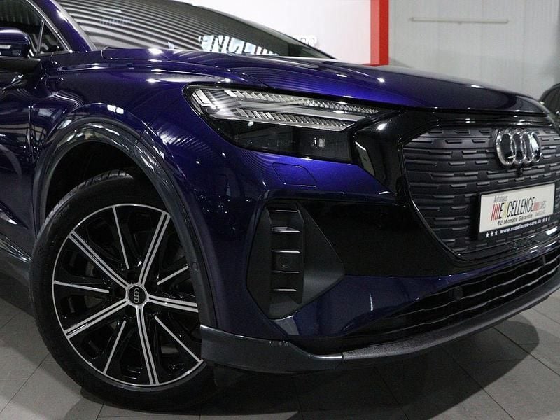 Blau Gebraucht 2023 Audi Q4 e-tron Advanced SUV | 27.777 € (Fairer Preis) - Bild 1/4