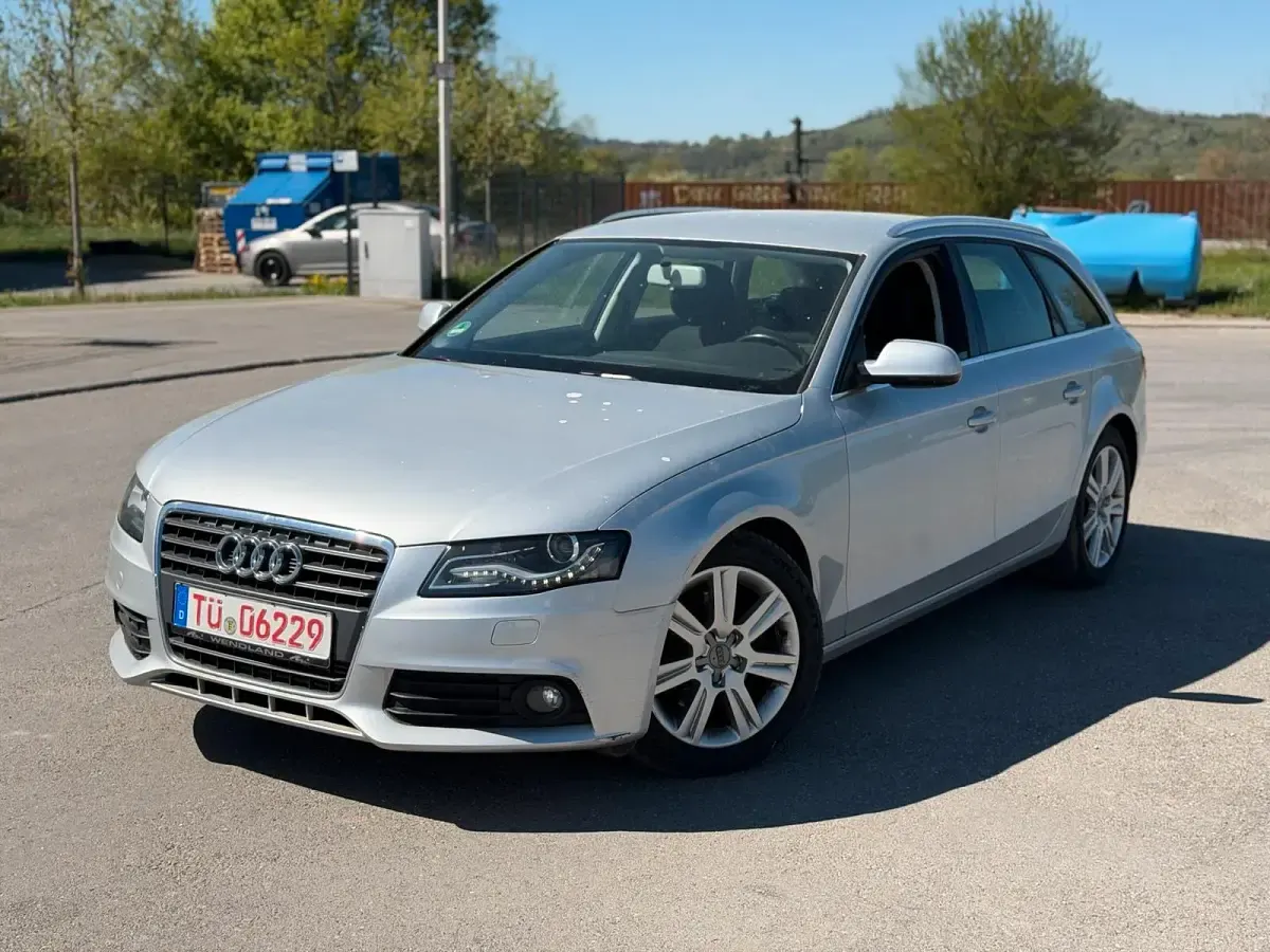 Second-hand Audi A4 120 CP (88 kW) 2011 Gri Break