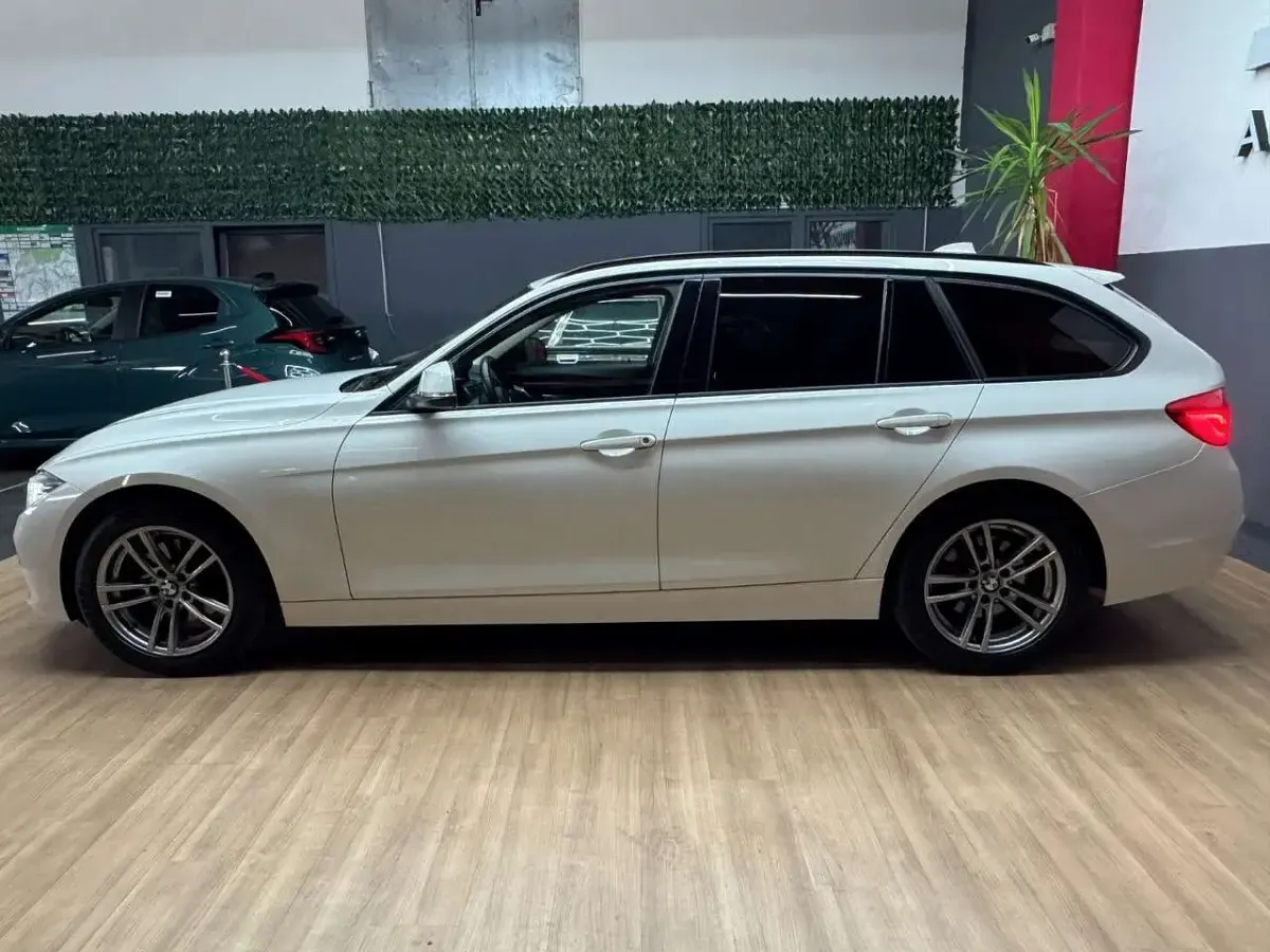 Gebraucht BMW 320 Sport Line 190 PS (139 kW) 2016 Weiß Kombi