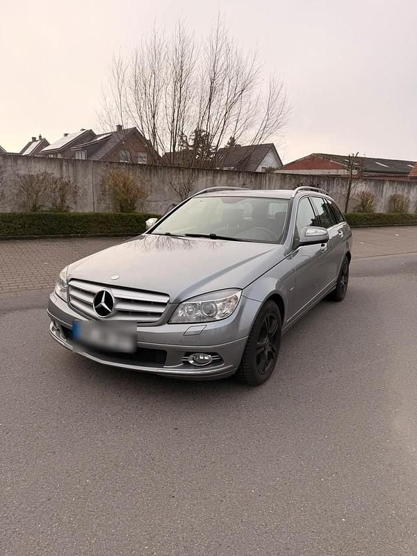 Grau Gebraucht 2008 Mercedes C220 Avantgarde Kombi | 2.499 € (Superpreis) - Bild 1/4