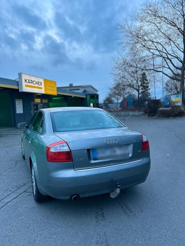 Gebraucht Audi A4 102 PS (75 kW) 2004 Grau Limousine