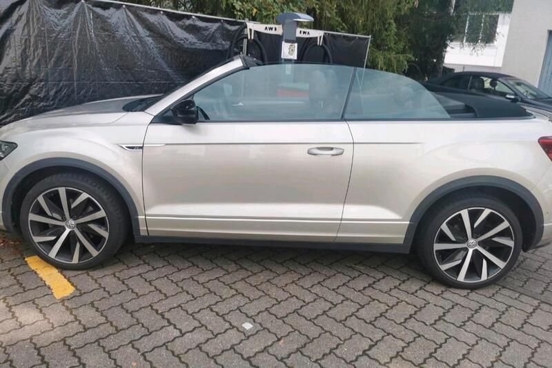 Silber Gebraucht 2020 VW T-Roc Cabriolet R-line Cabrio | 24.499 € (Fairer Preis) - Bild 1/4