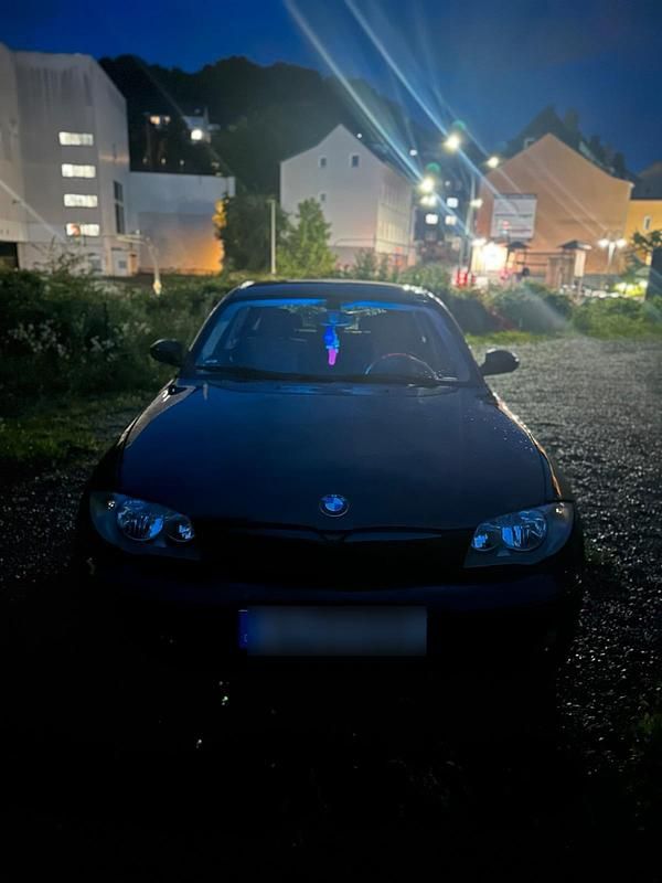 Schwarz Gebraucht 2006 BMW 116 Kleinwagen | 2.199 € (Guter Preis) - Bild 1/4