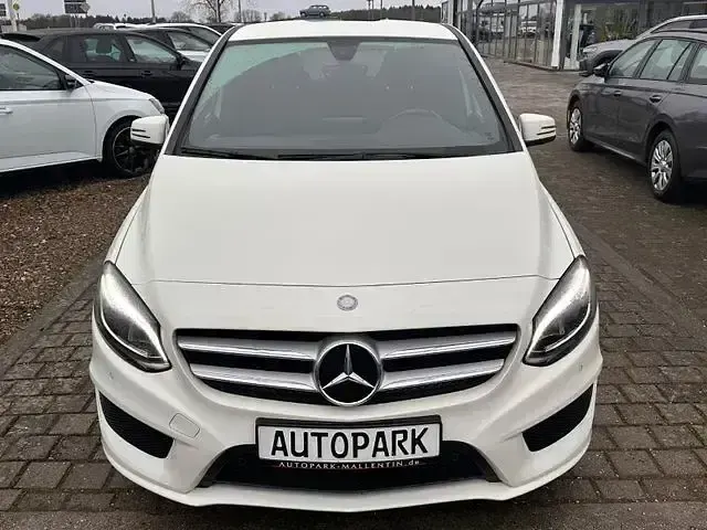Gebraucht Mercedes B180 AMG 122 PS (89 kW) 2017 Andere Kleinwagen