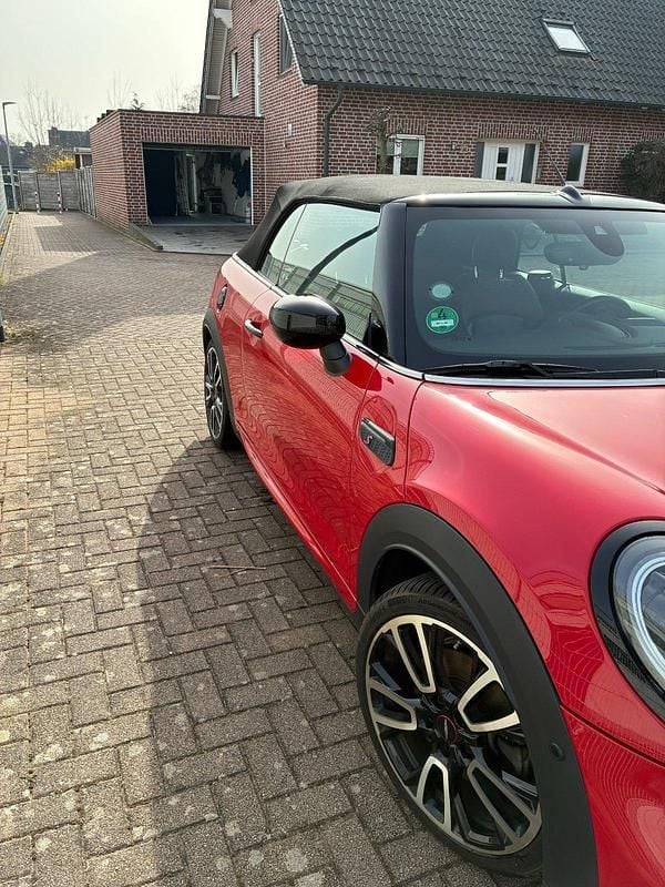 Gebraucht Mini Cooper S Cabriolet 178 PS (130 kW) 2021 Rot Cabrio