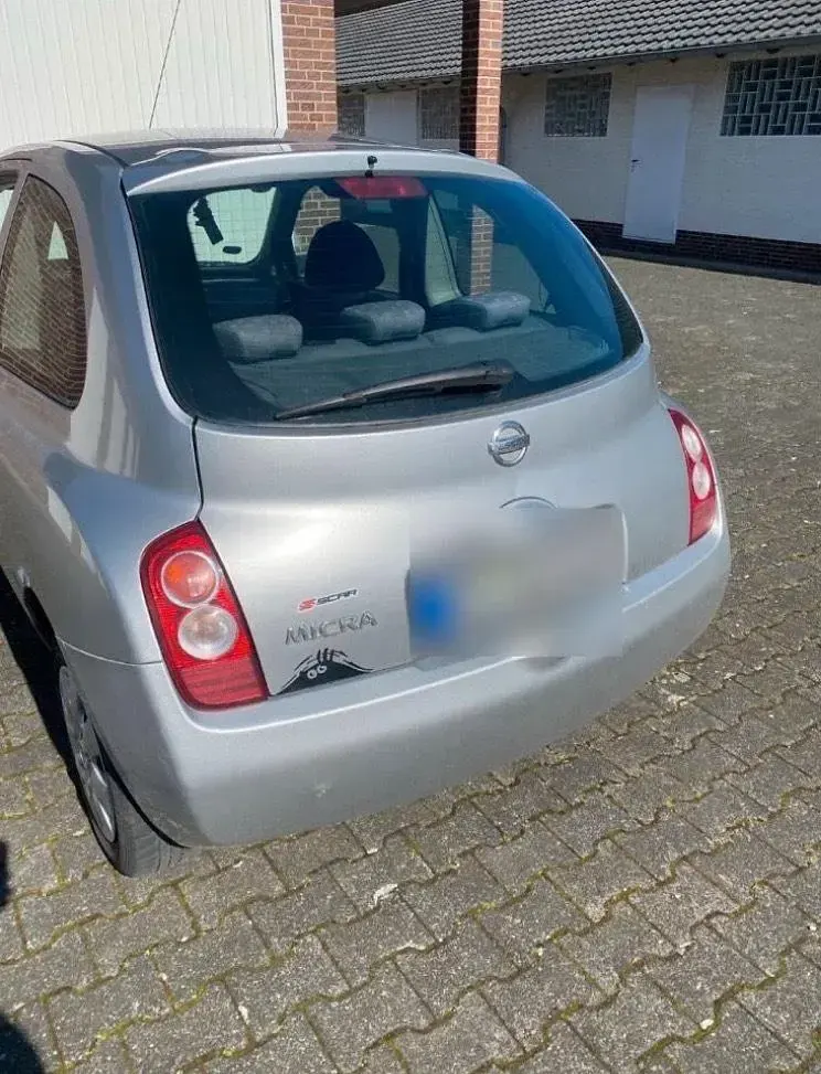Gebraucht Nissan Micra 65 PS (47 kW) 2004 Silber Kleinwagen