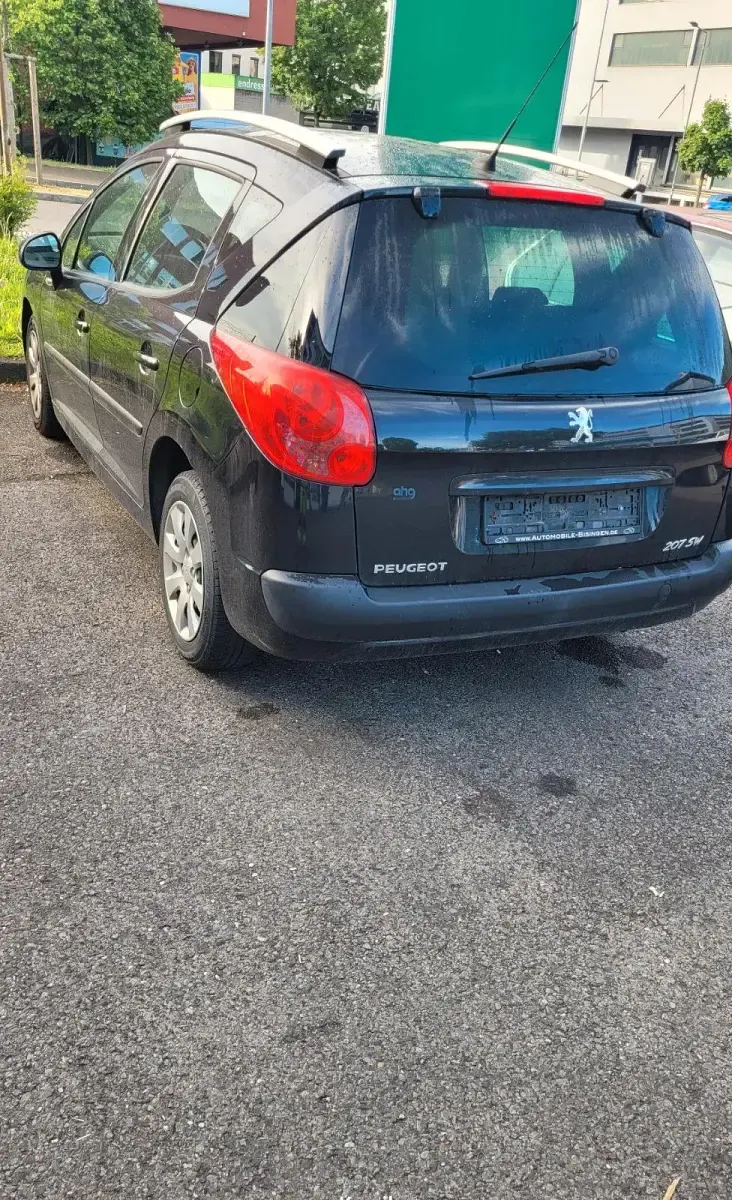 Gebraucht Peugeot 207 95 PS (69 kW) 2007 Schwarz Kombi
