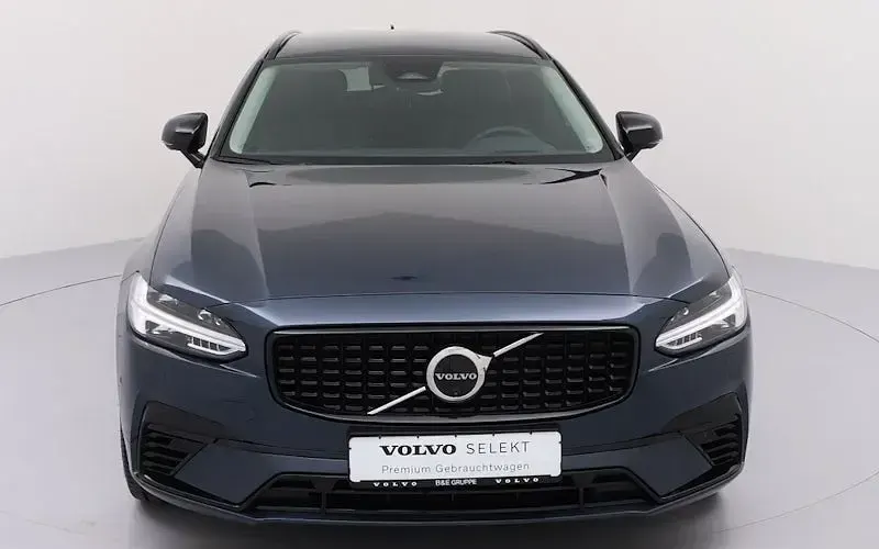 Gebraucht Volvo V90 Plus 455 PS (334 kW) 2025 Blau Kombi