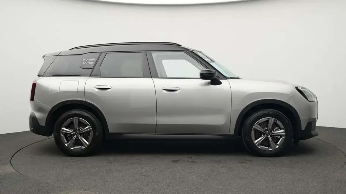 Gebraucht Mini Countryman Classic 170 PS (125 kW) 2024 Grau SUV