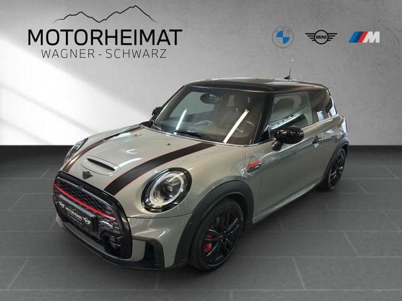 Moonwalk grey metallic Gebraucht 2021 Mini John Cooper Works Kleinwagen | 26.500 € (Fairer Preis) - Bild 1/3