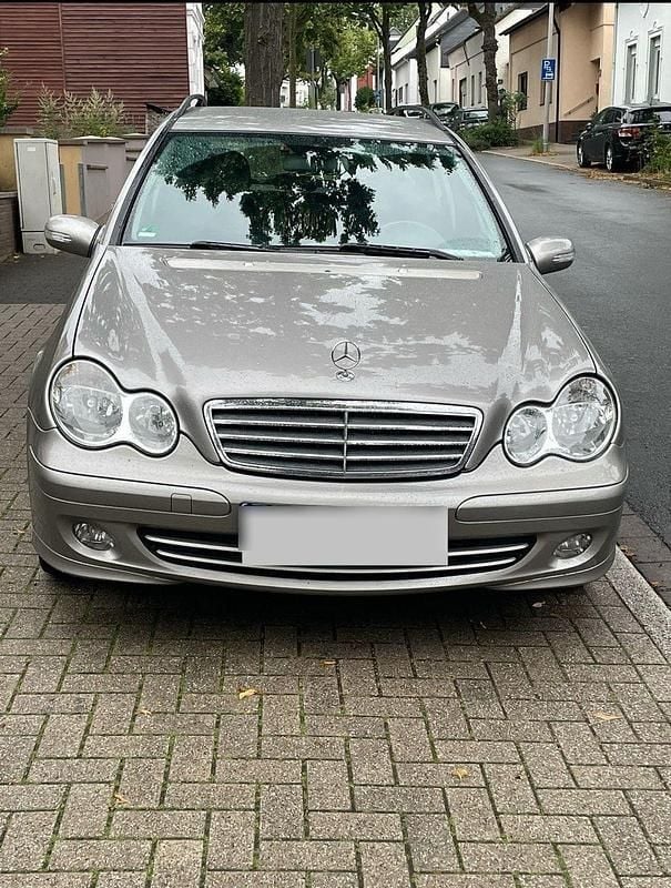 Beige Gebraucht 2005 Mercedes C200 Elegance Kombi | 2.500 € (Guter Preis) - Bild 1/4