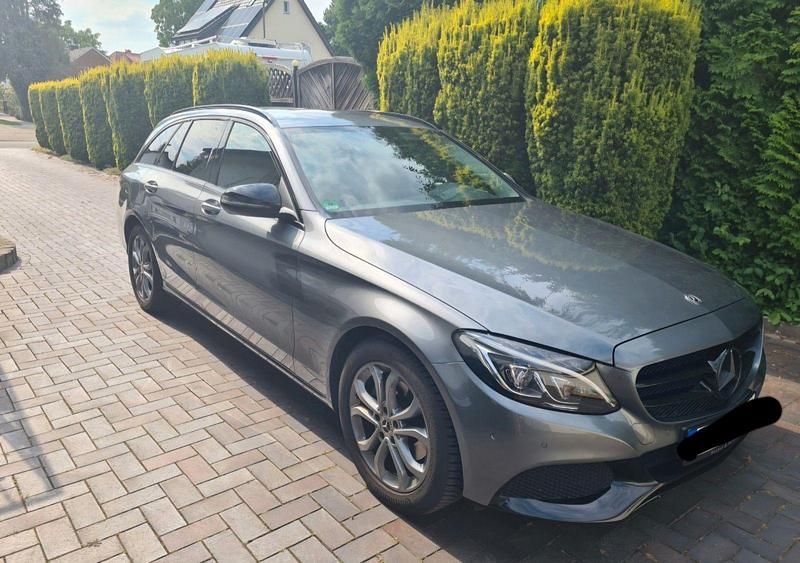 Gebraucht Mercedes C200 184 PS (135 kW) 2018 Grau Kombi