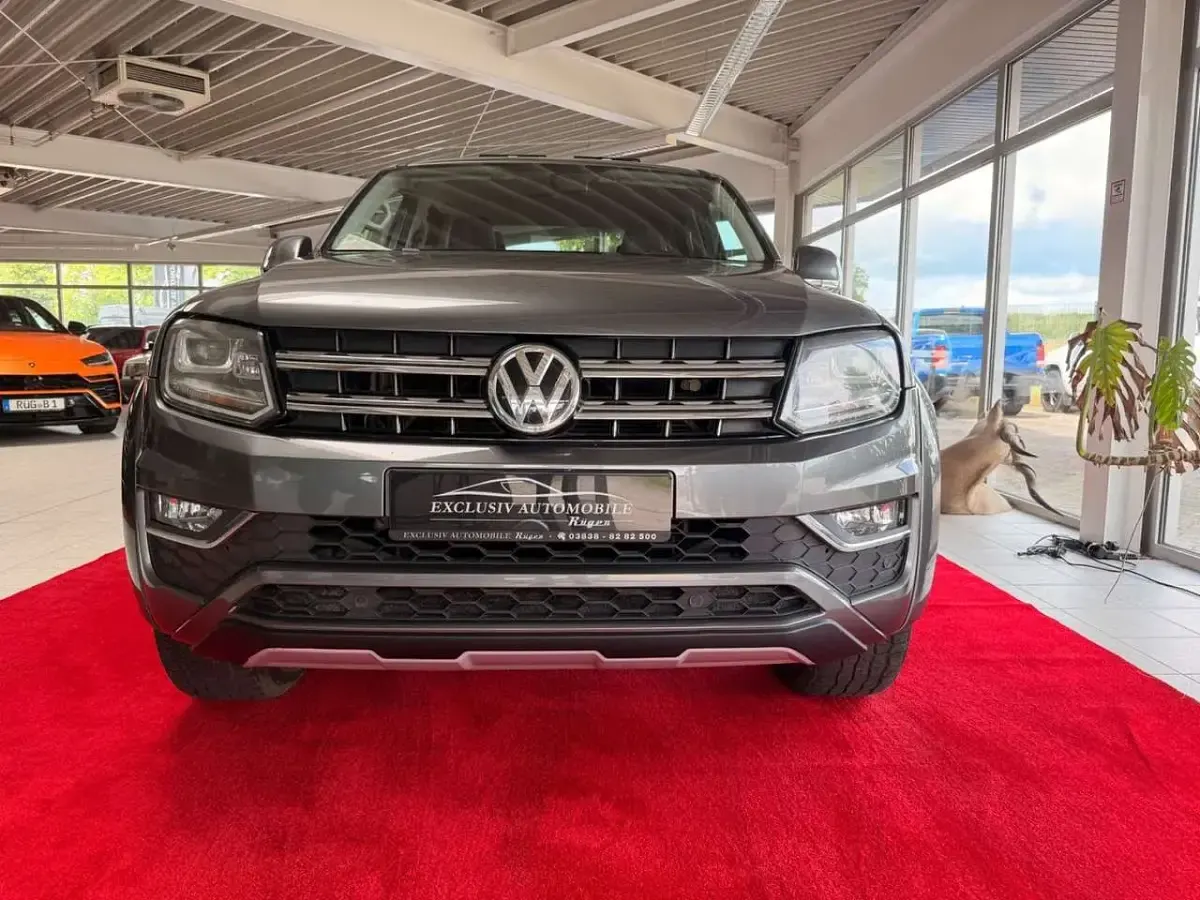 Gebraucht VW Amarok Aventura 224 PS (164 kW) 2017 Grau Pickup