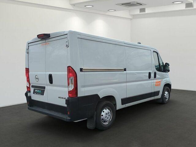 Gebraucht Opel Movano S 140 PS (102 kW) 2024 Hell weiß Van
