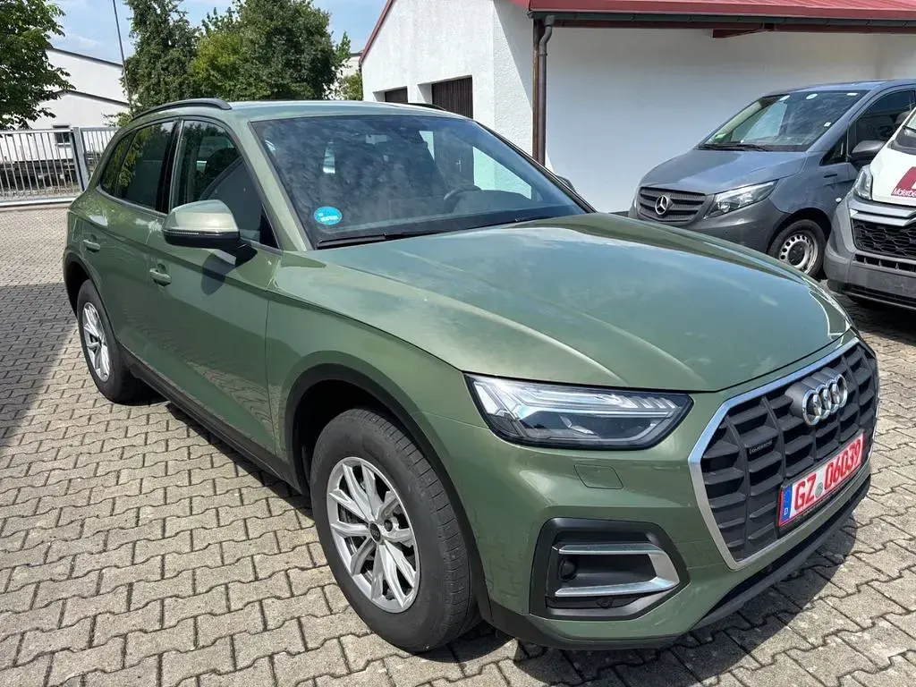 Gebraucht Audi Q5 S-Line 204 PS (150 kW) 2023 Grün SUV