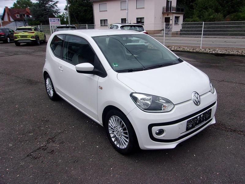 Weiss Gebraucht 2012 VW up! high up! Kleinwagen | 5.900 € (Fairer Preis) - Bild 1/4