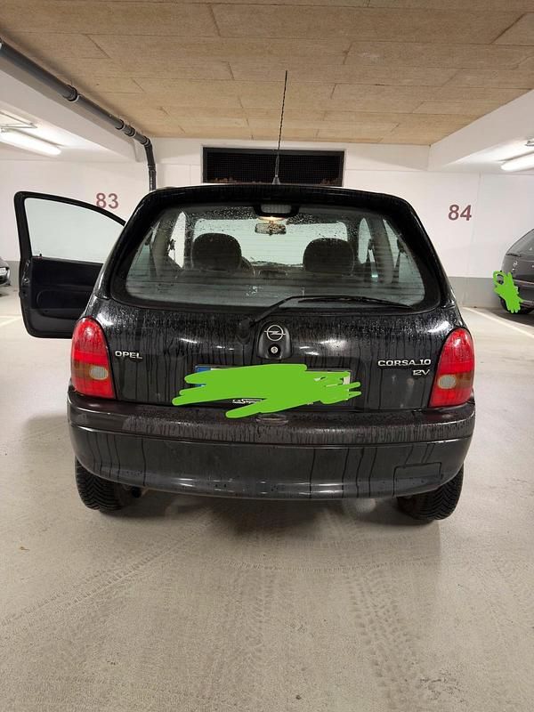 Gebraucht Opel Corsa 54 PS (39 kW) 2001 Schwarz Kleinwagen