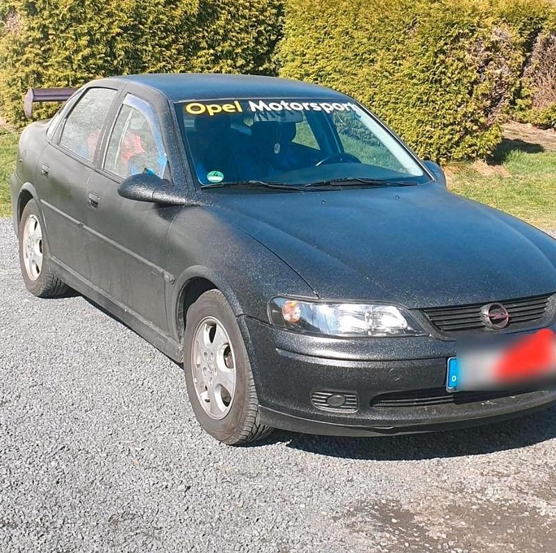 Andere farben Gebraucht 2001 Opel Vectra Limousine | 1.000 € (Guter Preis) - Bild 1/4