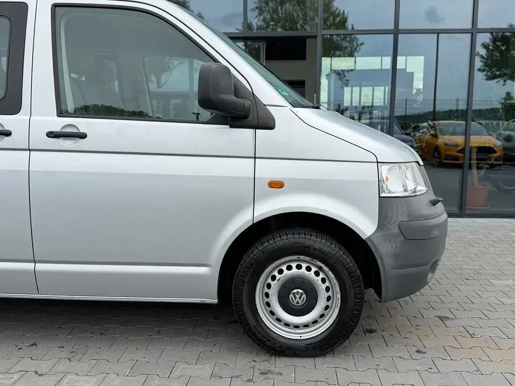 Gebraucht VW T5 131 PS (96 kW) 2006 Silber Van
