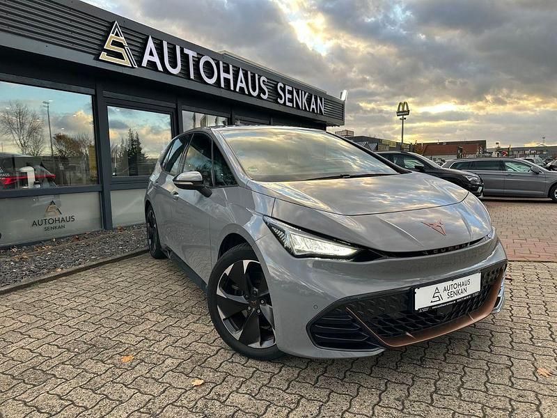 Grau Gebraucht 2022 Cupra Born Kleinwagen | 19.990 € (Guter Preis) - Bild 1/4