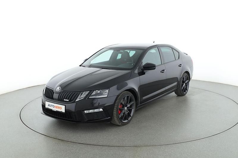 Schwarz Gebraucht 2018 Skoda Octavia RS Limousine | 22.370 € (Teuer) - Bild 1/3