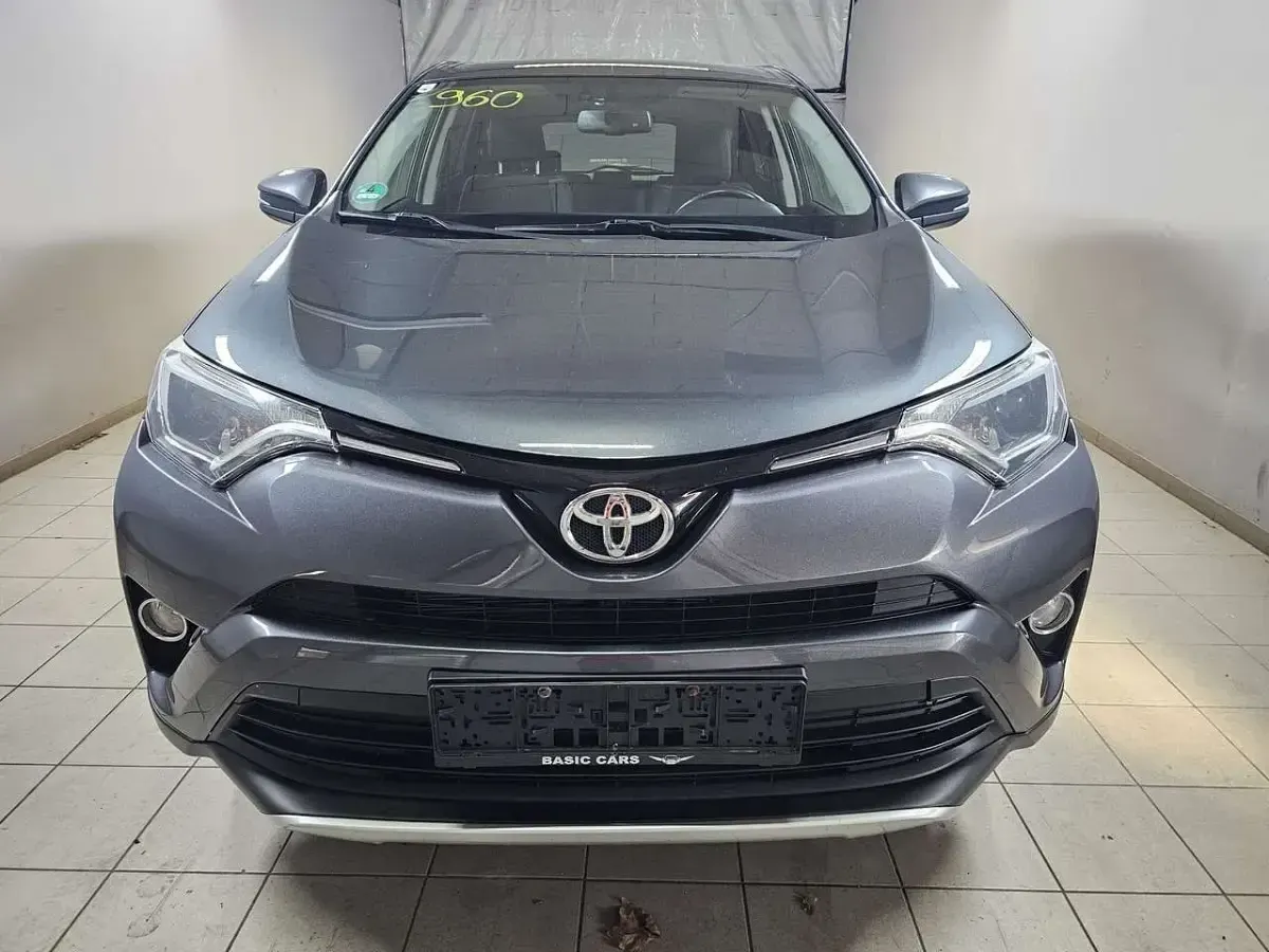 Gebraucht Toyota RAV4 143 PS (105 kW) 2016 Gru SUV