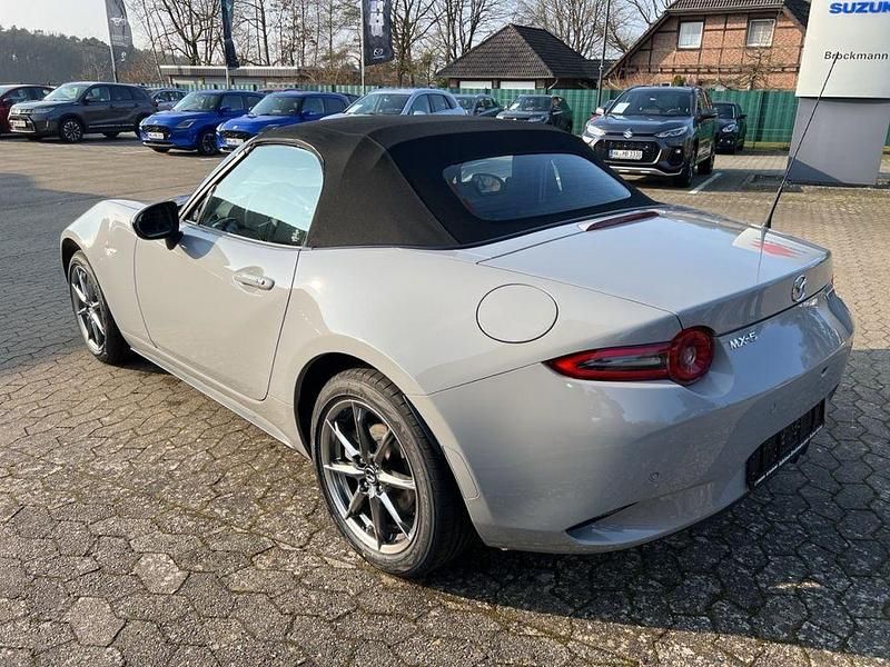 Neu Mazda MX5 Exclusive-Line 132 PS (97 kW) 2025 Grau Cabrio