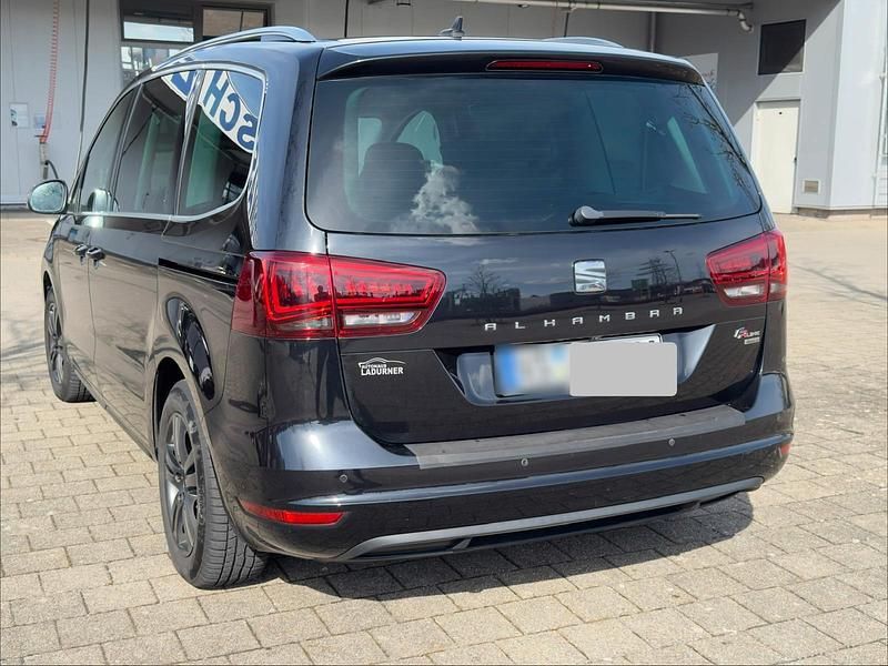 Gebraucht Seat Alhambra 4Drive 184 PS (135 kW) 2017 Schwarz Van / Kleinbus