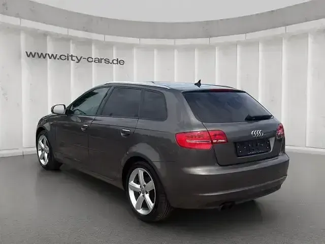 Gebraucht Audi A3 Ambition 200 PS (147 kW) 2011 Grau Kleinwagen