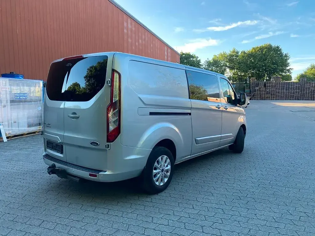 Gebraucht Ford Transit Custom Limited 170 PS (125 kW) 2020 Silber Van / Kleinbus