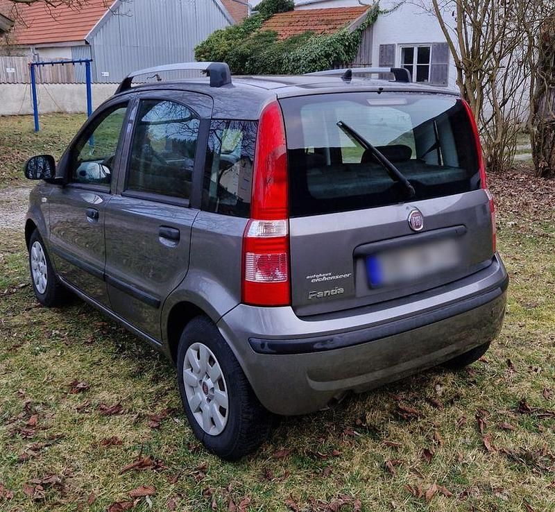 Gebraucht Fiat Panda 69 PS (50 kW) 2011 Grau Kleinwagen