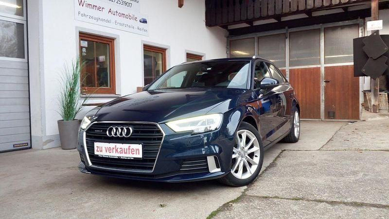 Kosmosblau Gebraucht 2018 Audi A3 Sport Limousine | 18.900 € (Fairer Preis) - Bild 1/4