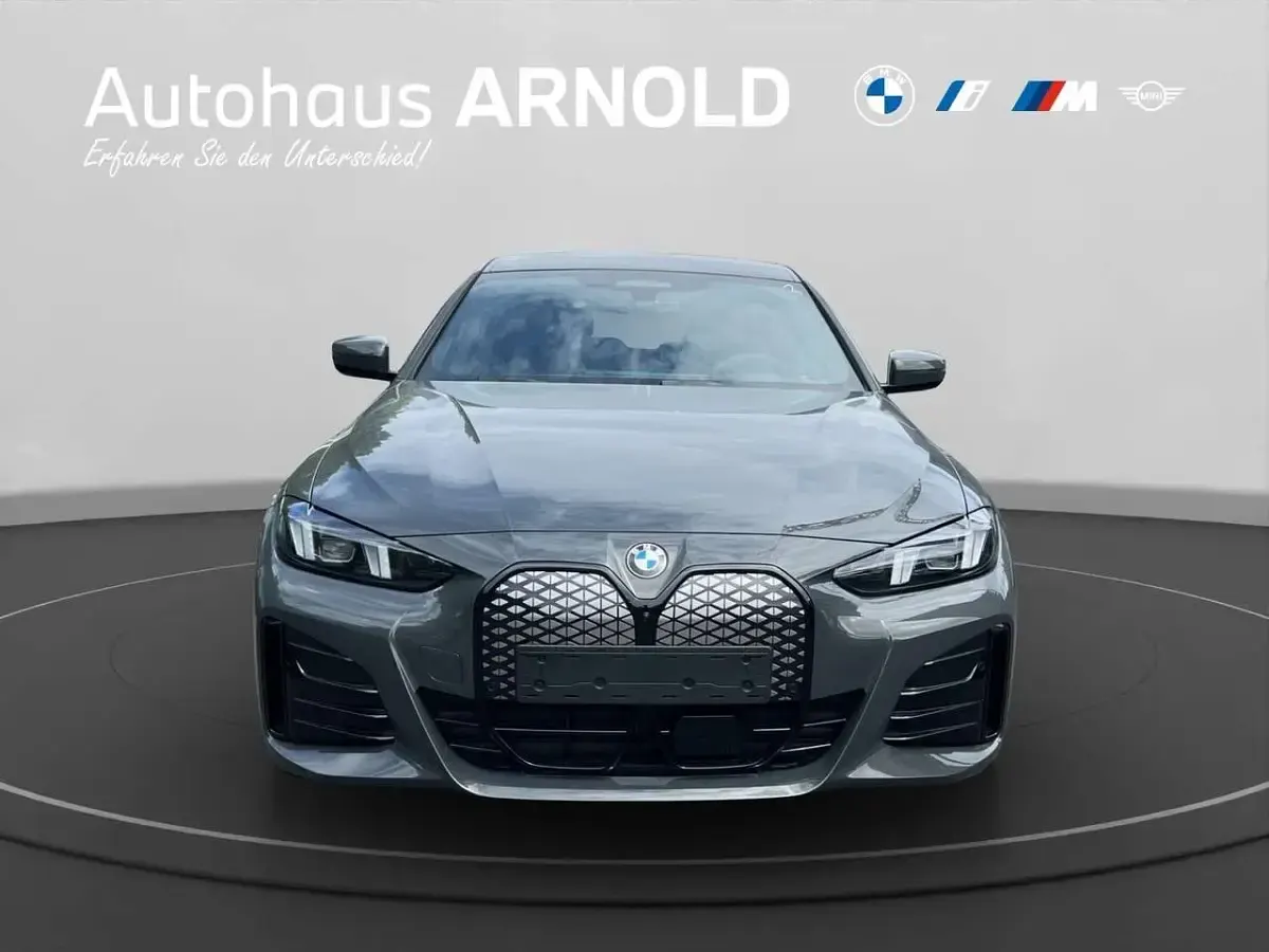 Neu BMW i4 M Sport 294 kW (401 PS) 2026 Bmw individual dravitgrau Limousine