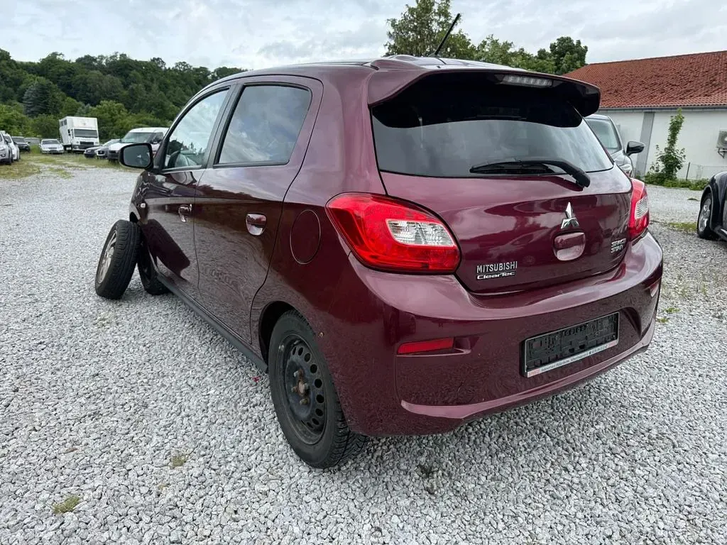 Gebraucht Mitsubishi Space Star Edition+ 71 PS (52 kW) 2016 Rot Kleinwagen
