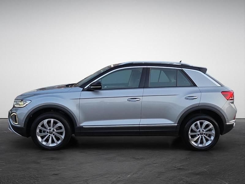 Gebraucht VW T-Roc Style 150 PS (110 kW) 2025 Silber (pyritsilber metallic) SUV