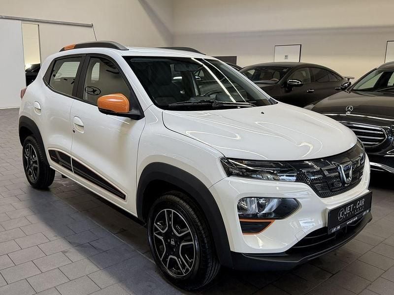 Gebraucht Dacia Spring Comfort Plus 33 kW (45 PS) 2022 Weiß Kleinwagen