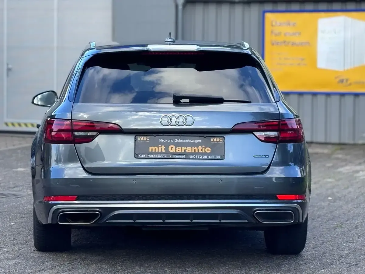 Gebraucht Audi A4 Sport 286 PS (210 kW) 2019 Grau Kombi