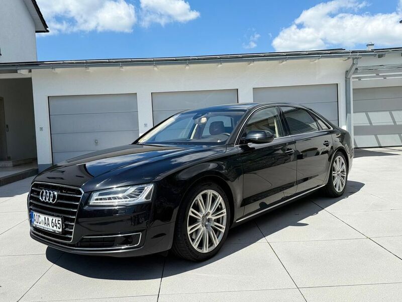 Schwarz Gebraucht 2015 Audi A8 Sport Limousine | 22.900 € (Etwas zu teuer) - Bild 1/4