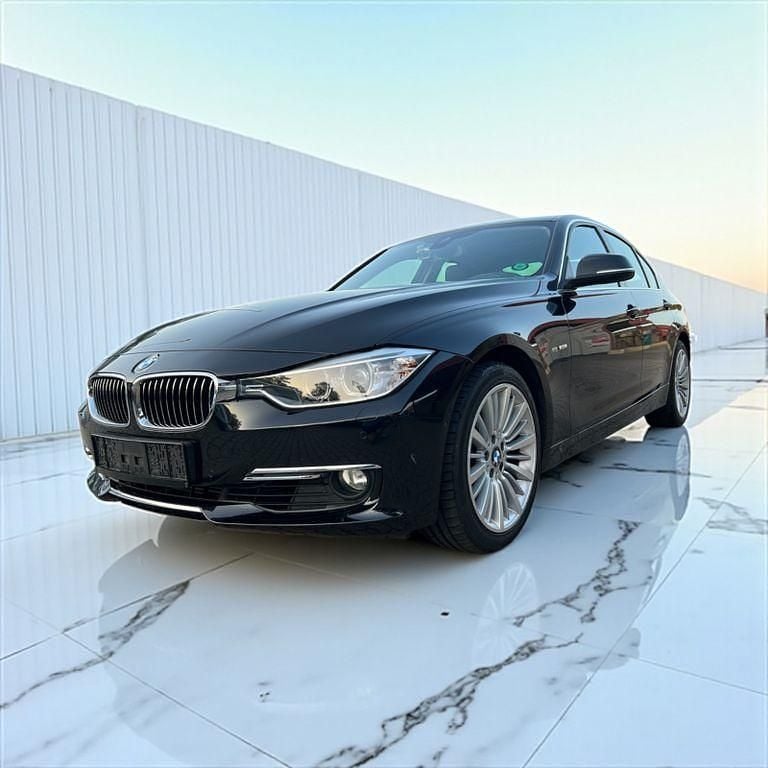 Schwarz Gebraucht 2012 BMW 328 Luxury Line Limousine | 14.700 € (Etwas zu teuer) - Bild 1/4