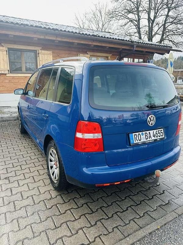 Gebraucht VW Touran Highline 140 PS (102 kW) 2005 Blau Van / Kleinbus