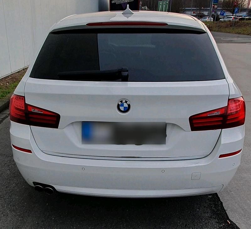 Gebraucht BMW 520 Luxury Line 150 PS (110 kW) 2014 Weiß Kombi